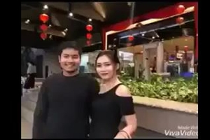 Binidyo sa harap ng salamin ang kanilang sex